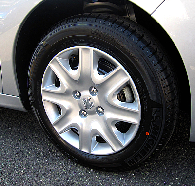 新しい展示車　仲間入り