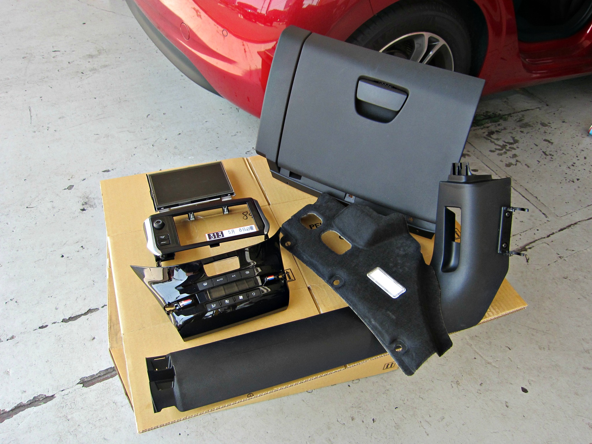 208 純正ナビゲーション発売！！