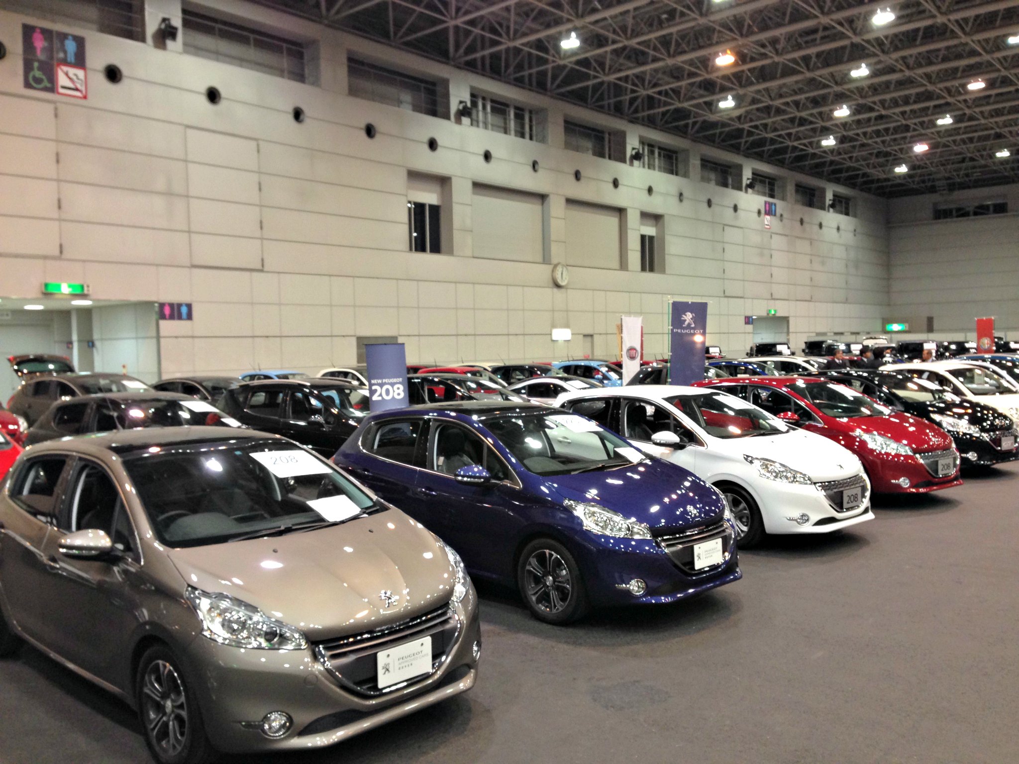 明日もやってます！！