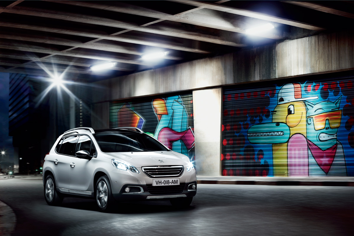 ♪　PEUGEOT　2008　DEBUT　♪