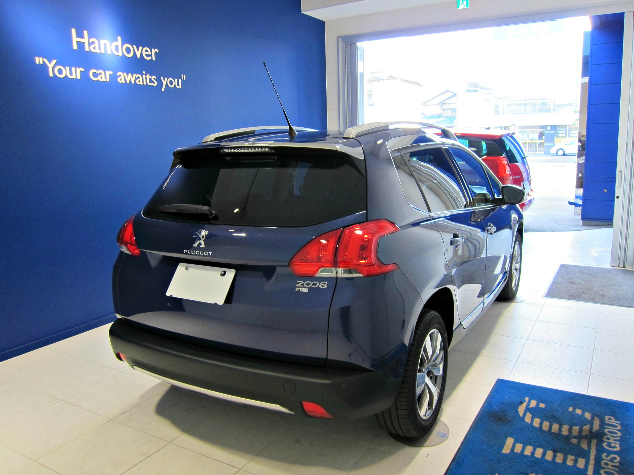 ♪　PEUGEOT　2008　DEBUT　♪