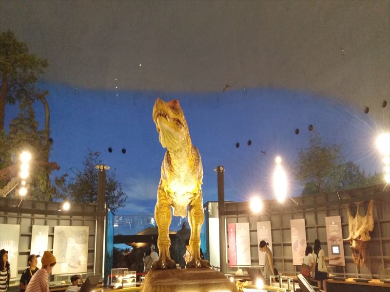 恐竜バーガー(^^)