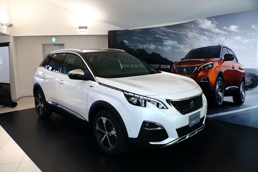 Ｎｅｗ３００８入庫！！予約受付中～