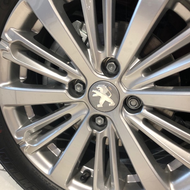 ☆ホイールセンターキャップ・ルーフキャリア☆