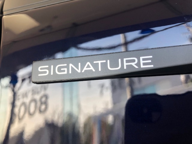 ☆208 SIGNATURE　あります☆