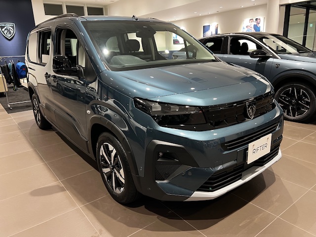 [特別仕様車]RIFTER LONG GT Kiama Blue Edition