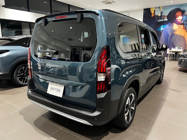 [特別仕様車]RIFTER LONG GT Kiama Blue Edition